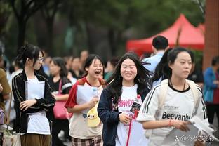 张源晒进行恢复训练视频：好久没动球了，踢⚽️真开心啊